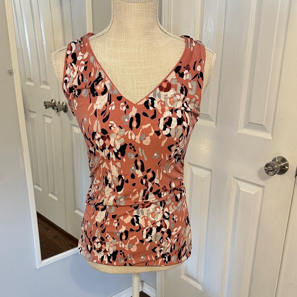 White House Black Market Floral Tank Top - Pink and Black